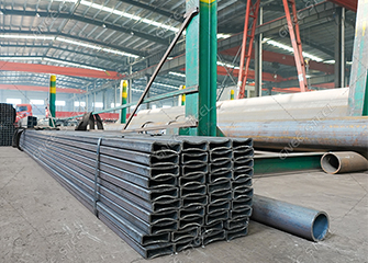 A Vietnamese customer ordered 150 tons of A500 square and rectangular tubes